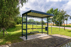Installation von Bushaltestellen- und Wartehäuschen