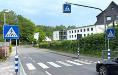 Peitschenmast II mit Bodenplatte 6.000